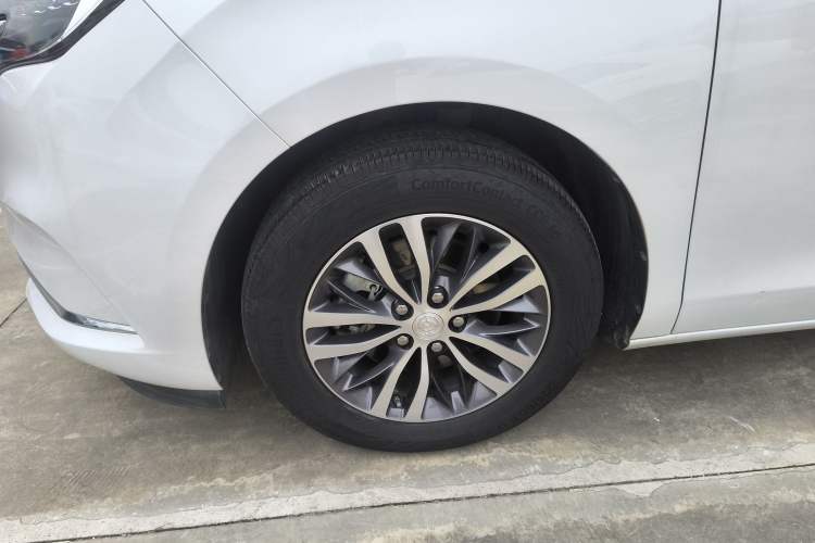 Used Buick GL8 2021 ES Landtrek 653T Comfort Edition
