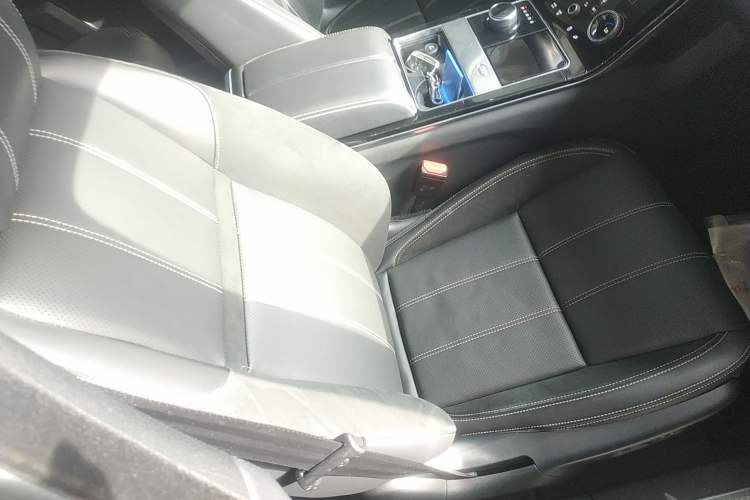 Used Land Rover Range Rover Velar 2020 P250 R-DYNAMIC S