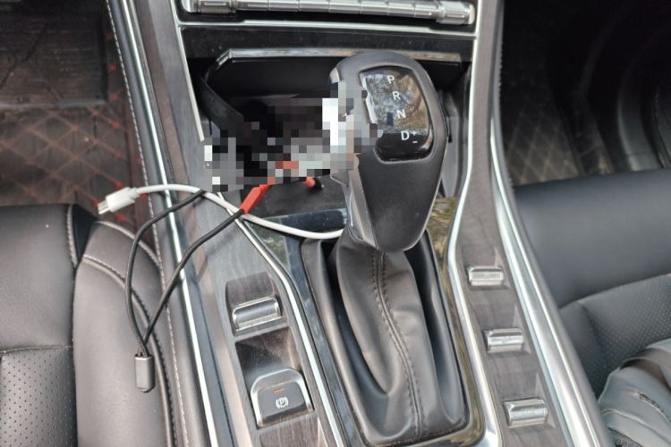 Used Dongfeng Fengon 580 2022 1.5T Automatic Luxury Version Gear Lever