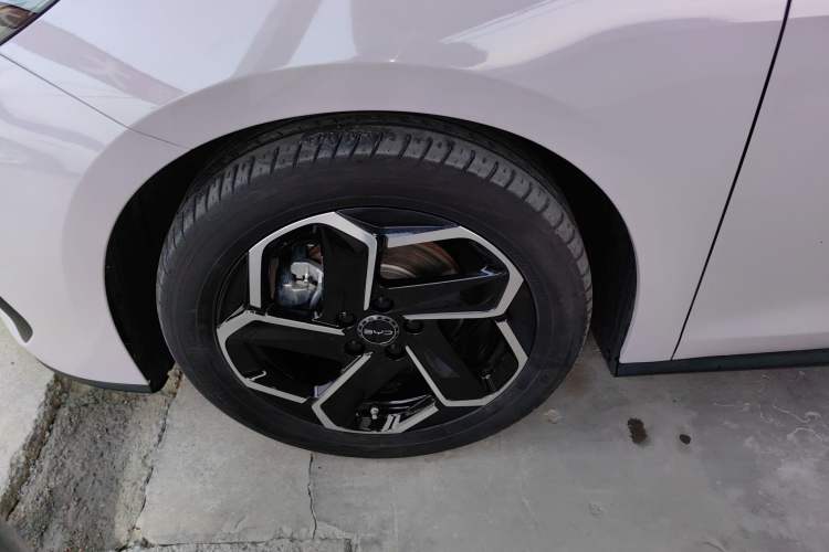 Used BYD Seal 06 New Energy 2024 DM-i 120KM Flagship Model
