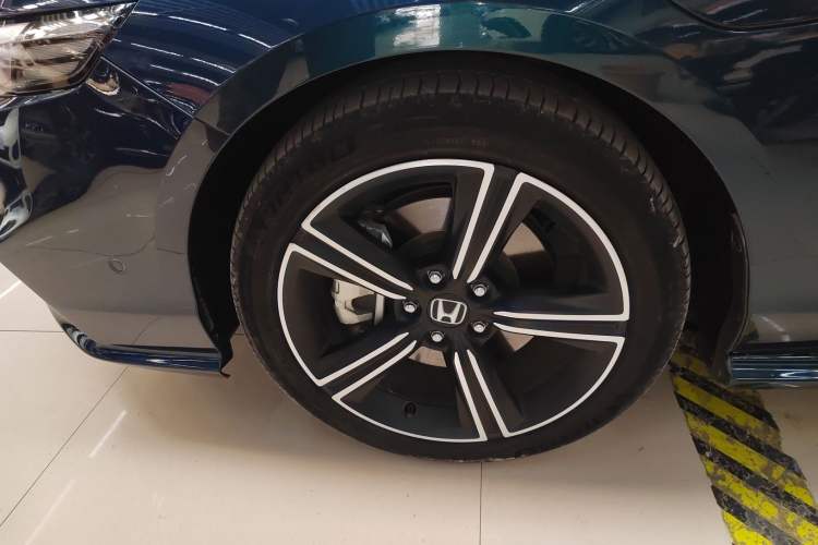 Used Honda Inspire New Energy 2023 ePHEV Smart Edition
