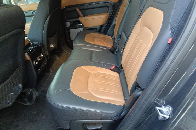 Used Land Rover Defender 2023 130 3.0T P400 X
