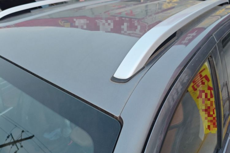 Used SAIC MAXUS T70 2021 2.0T Diesel Automatic Two-Wheel Drive Elite Version with Long Bed and High Ground Clearance