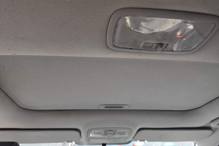 Used Hyundai Celesta 2011 1.6L Automatic Luxury Version
