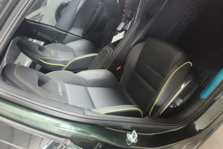 Used Lynk & Co 06 2023 Remix 1.5T Hero Right Front Seat