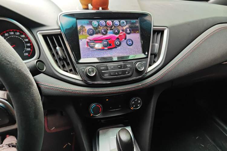 Used Chevrolet Monza 2019 RS 330T Automatic Comfort Edition China VI Standard Audio And AC Panel