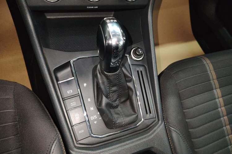 Used Volkswagen Lavida 2018 280TSI DSG Comfort Edition China V Standard Gear Lever