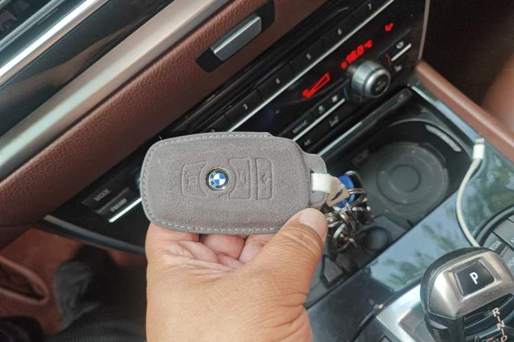 Used BMW 5 Series GT 2014 535i Leading Model
