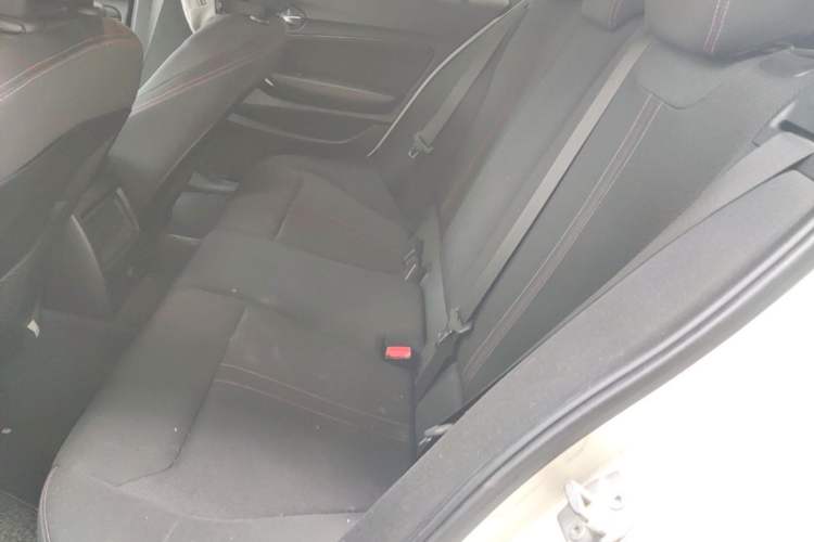 Used BMW 1 Series 2018 118i Sport Design Package
