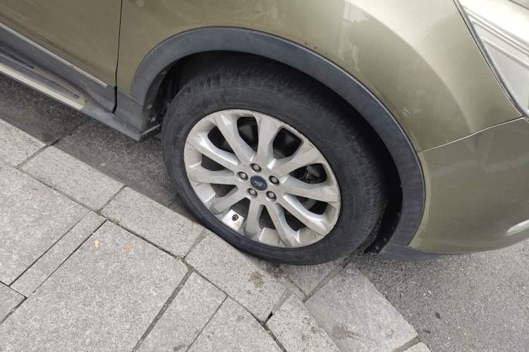 Used Ford Kuga 2013 1.6L GTDi 4x4 Elite Model