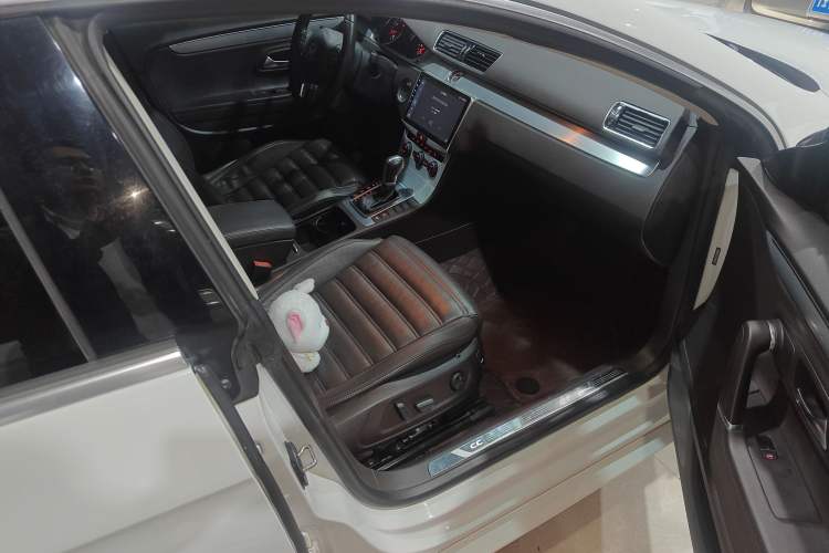 Used Volkswagen FAW-Volkswagen CC 2016 1.8TSI Luxury Model