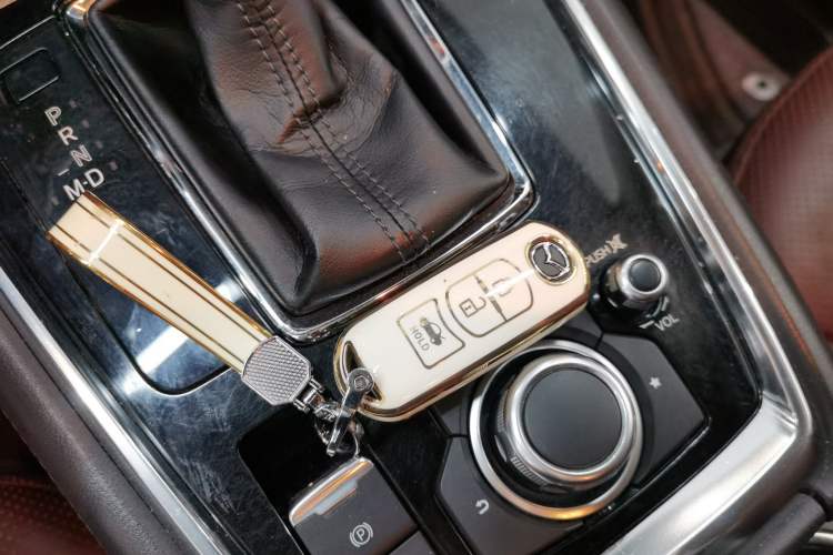 Used Mazda CX-8 2019 2.5L Two-Wheel Drive Luxury Version
