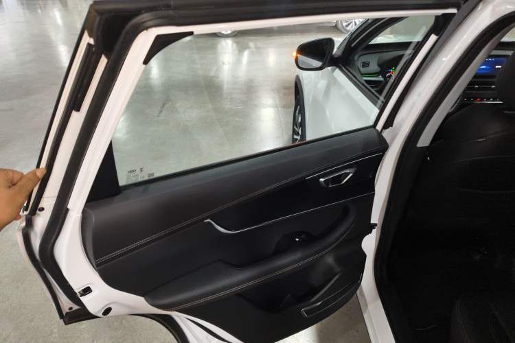 Used Chery Tiggo 8 2024 Honor Edition 230TCI Automatic Excellence Version 7 Seats