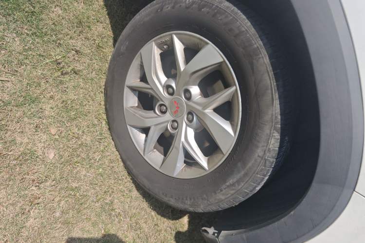 Used Wuling Hongguang S3 2018 1.5L Manual Luxury Model China V Standard
