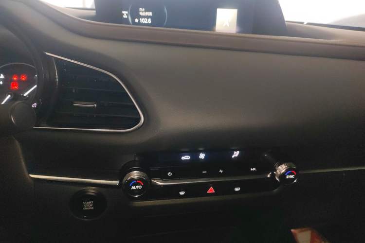 Used Mazda CX-30 2021 2.0L Automatic Joyful Edition
