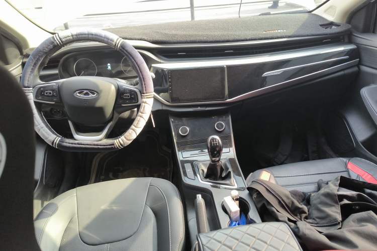 Used Chery Arrizo 5 2023 1.5L Manual Youth Edition Center Console