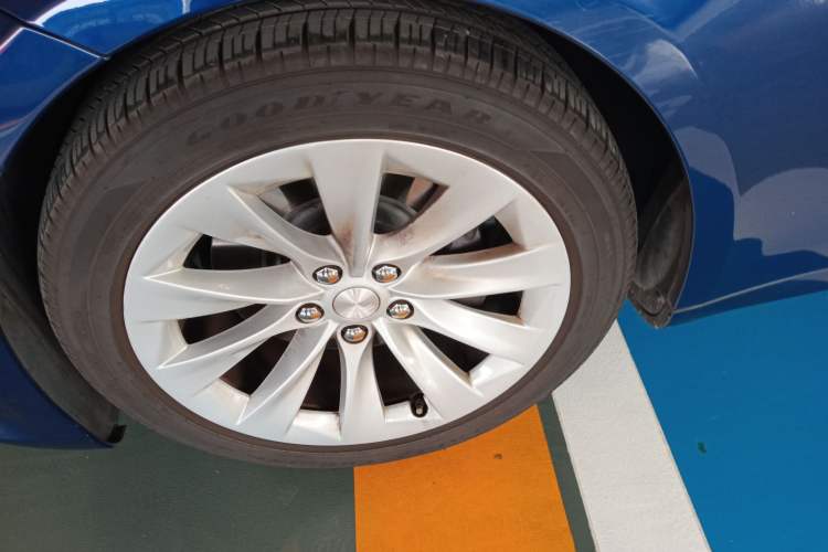 Used Tesla Model S 2017 S 75D Standard Range Edition