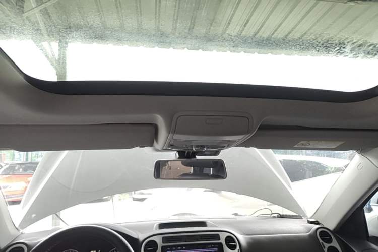 Used Volkswagen Tiguan 2017 300TSI Automatic Two-Wheel Drive Silk Road Comfort Edition