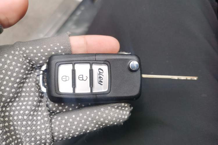 Used Oley 2014 Hatchback 1.5L Manual Comfort Model Vehicle Key