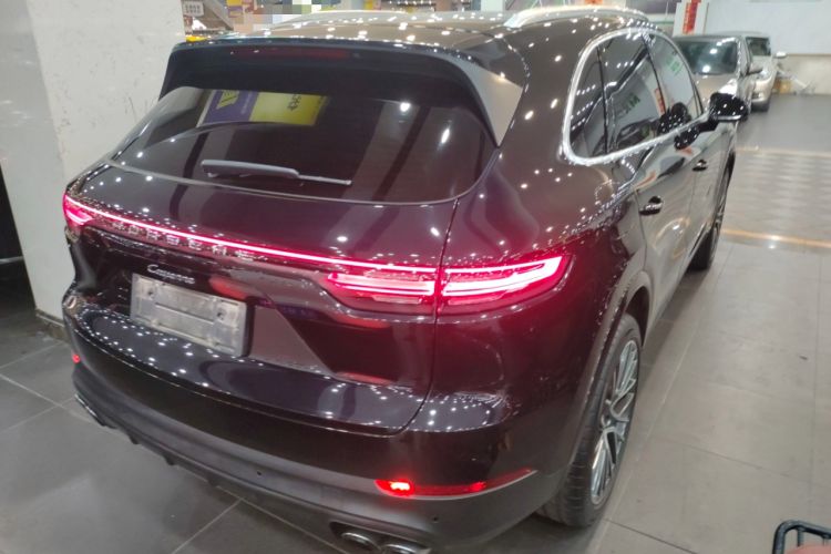 Used Porsche Cayenne 2019 Cayenne 3.0T Rear Right 45 Deg