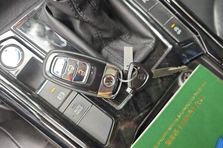 Used Volkswagen Phideon 2018 Revised Version 380TSI Two-Wheel Drive Business Edition