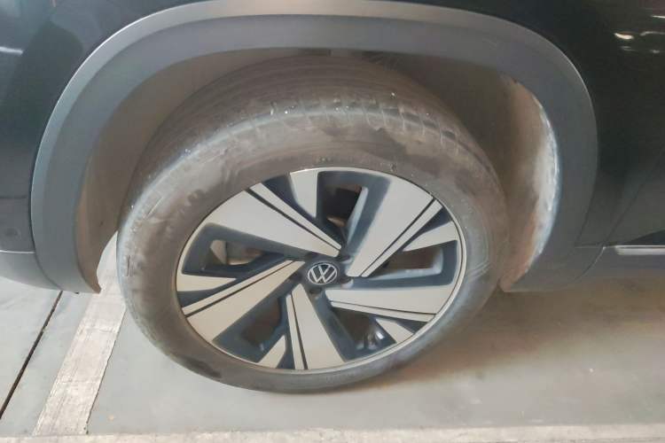 Used Volkswagen Teramont 2024 530 V6 All-Wheel-Drive Dragon Edition