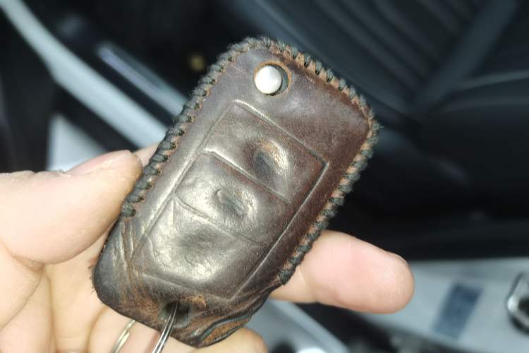 Used Volkswagen Tiguan L 2022 330TSI Automatic Two-Wheel Drive R-Line Enhanced Edition
