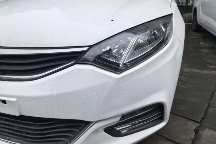 Used CHANGAN Eado 2013 1.6L Automatic ZhiKu Model China IV Standard Left Front Headlight