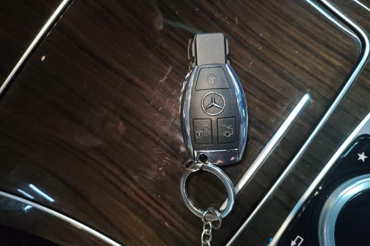 Used Mercedes-Benz GLC 2019 GLC 260 L 4MATIC Dynamic Model