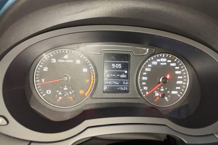 Used Audi Q3 2017 30 TFSI Fashion Model Instrument Cluster