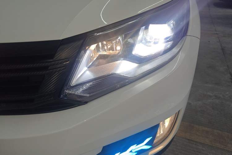 Used Volkswagen Tiguan 2016 280TSI Automatic Two-Wheel-Drive Silk Road Style Edition