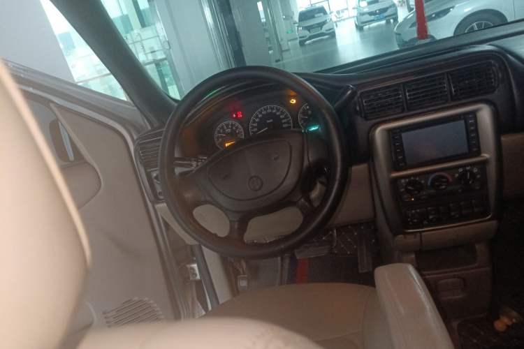 Used Buick GL8 2005 2.5L CT1 Comfort Model Steering Wheel