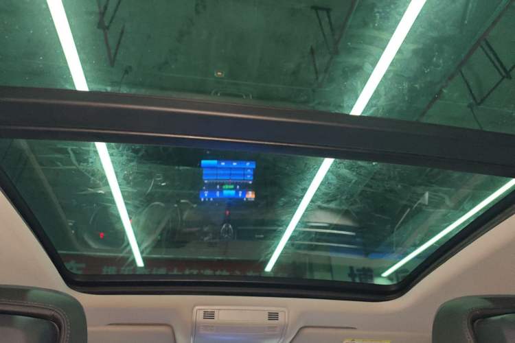 Used Volkswagen Magotan 2018 330TSI DSG Luxury Model
