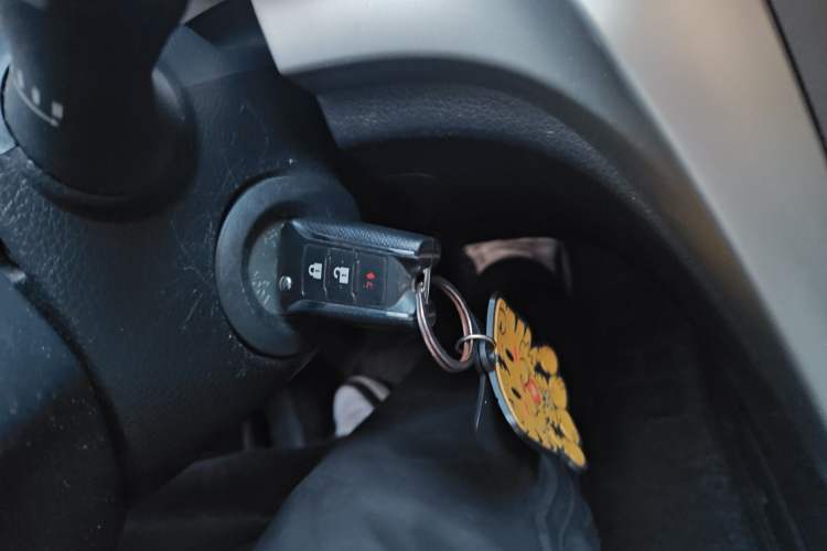 Used Venucia T70 2015 2.0L CVT Smart Edition Vehicle Key