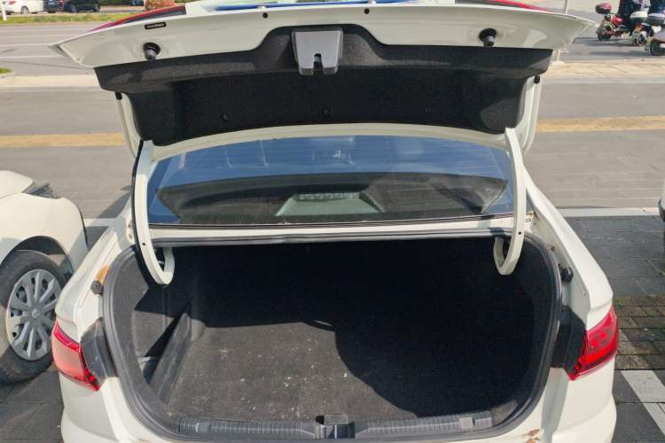 Used Volkswagen Bora 2023 200TSI DSG Enjoyment Edition Trunk