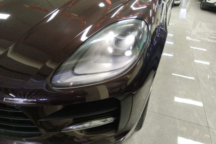 Used Porsche Macan 2018 Macan 2.0T Left Front Headlight