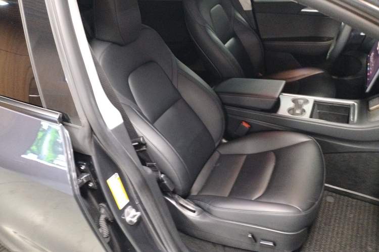 Used Tesla Model Y 2022 Performance High-Performance All-Wheel-Drive Version