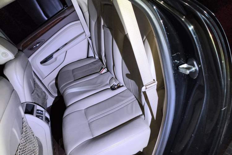 Used Cadillac SRX 2013 3.0L Leading Model
