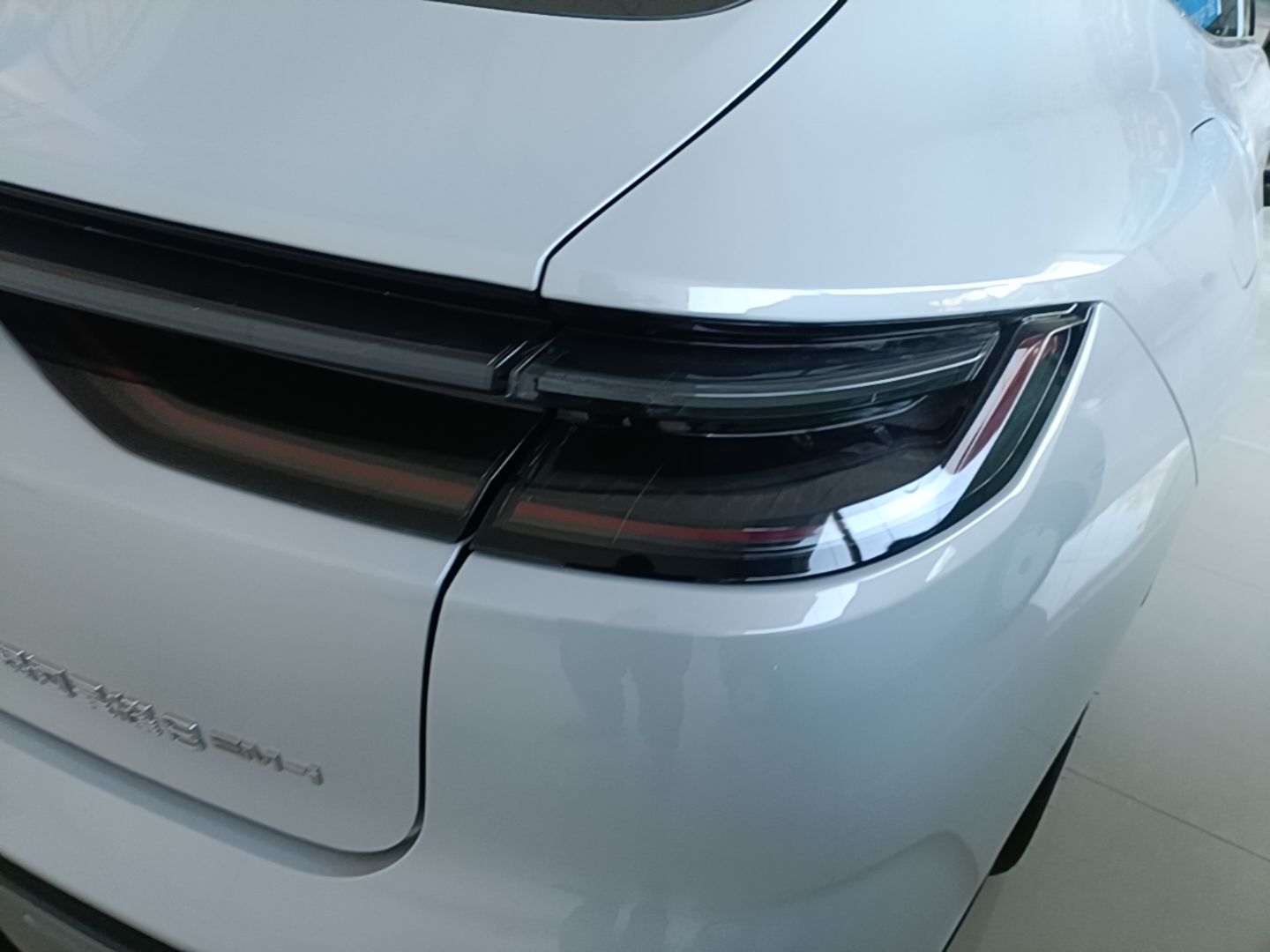 Geely Galaxy 8 2025 60km EM-i Luxury Edition - Luxury Enjoyment — снимка 9