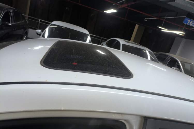 Used Geely Auto Emgrand 2018 1.5L Manual Upward Connect Edition
