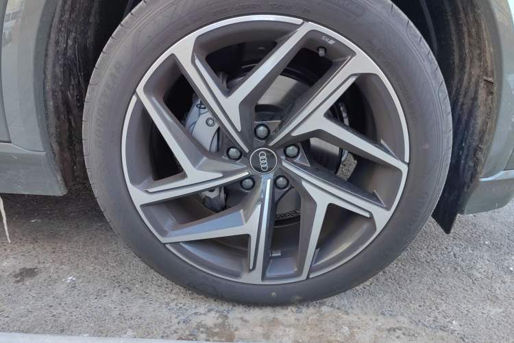 Used Audi Q6L e-tron 2026 First Launch Navigation Edition