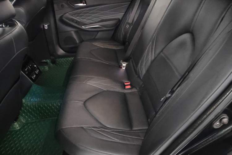 Used Toyota Avalon 2022 Dual-Engine 2.5L XLE Premium Edition
