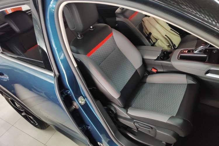 Used Citroen C5 AIRCROSS 2019 350THP Enjoyment Model China V Standard Right Front Seat