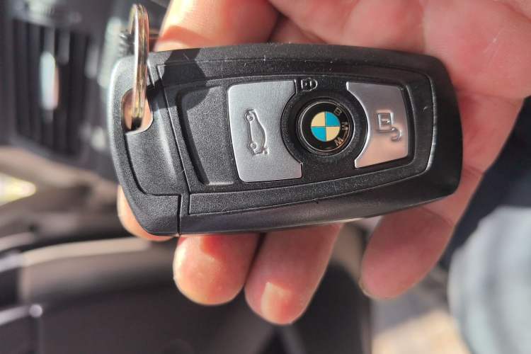 Used BMW X3 2016 sDrive20i Vehicle Key