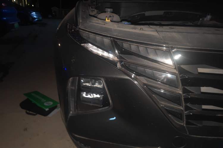 Used Hyundai Tucson 2023 Tucson L 1.5T Automatic Two-Wheel Drive GLX Elite Edition Right Front Headlight