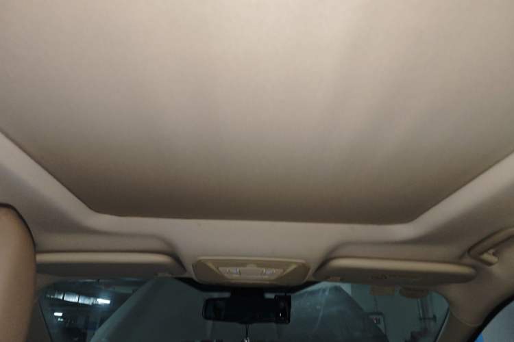 Used Ford Kuga 2015 1.5L GTDi Four-Wheel-Drive Elite Model Headliner