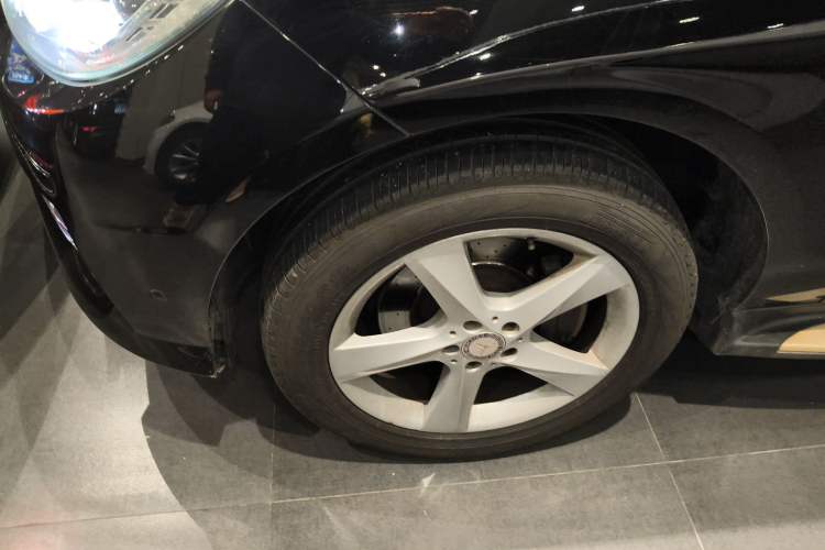 Used Mercedes-Benz M-Class 2015 ML 320 4MATIC