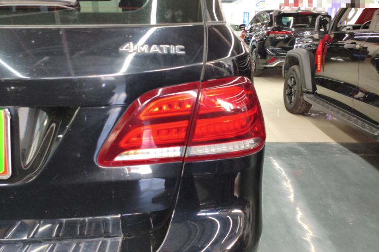 Used Mercedes-Benz GLE 2016 GLE 320 4MATIC Luxury Model