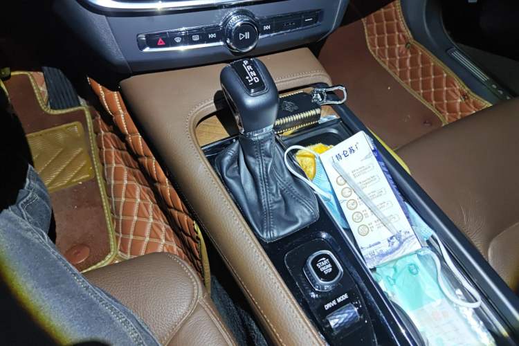 Used Volvo S90 2020 T5 Zhiyi Luxury Edition