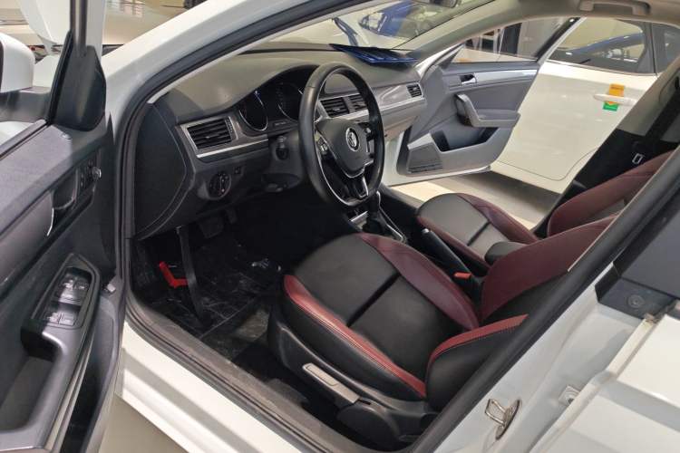 Used Volkswagen Bora 2019 Bora Legend 1.5L Automatic Leading Model China VI Standard
